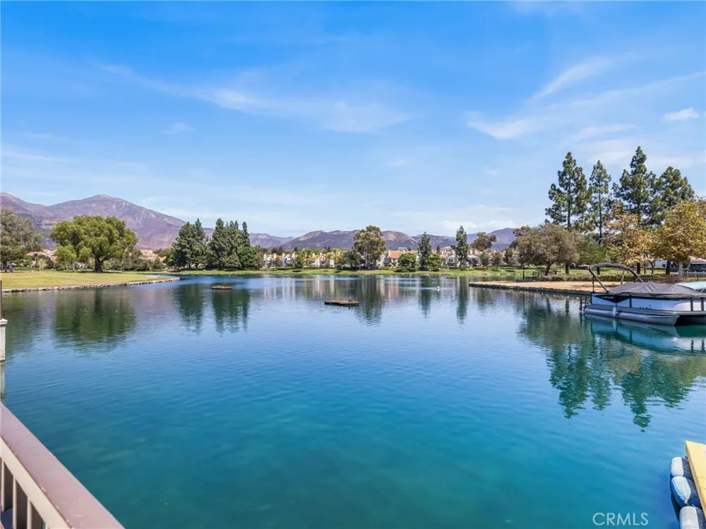 16 Calle Larspur Rancho Santa Margarita, CA 92688