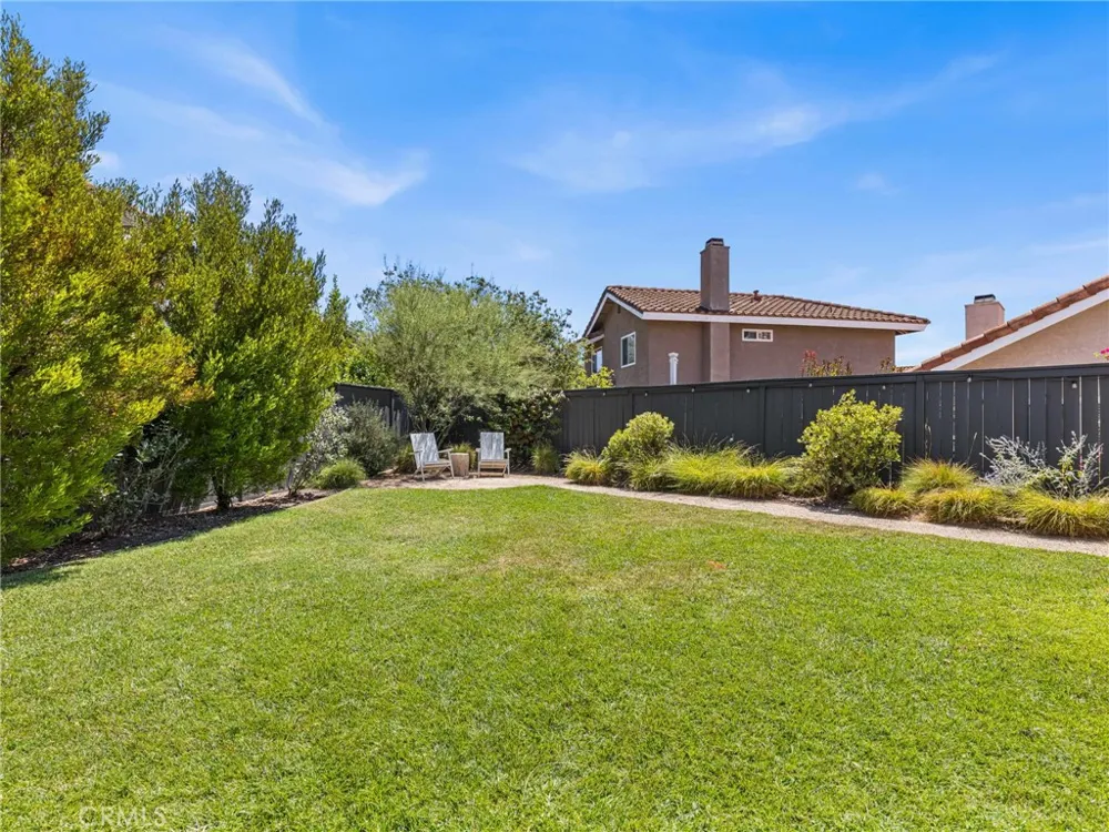 16 Calle Larspur Rancho Santa Margarita, CA 92688