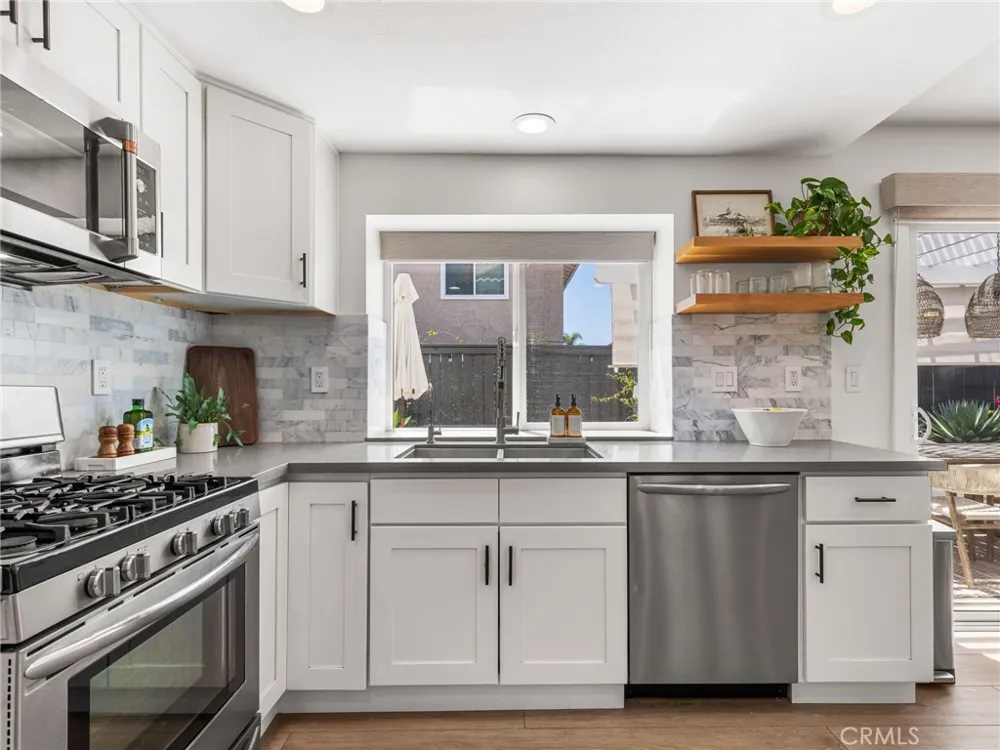 16 Calle Larspur Rancho Santa Margarita, CA 92688