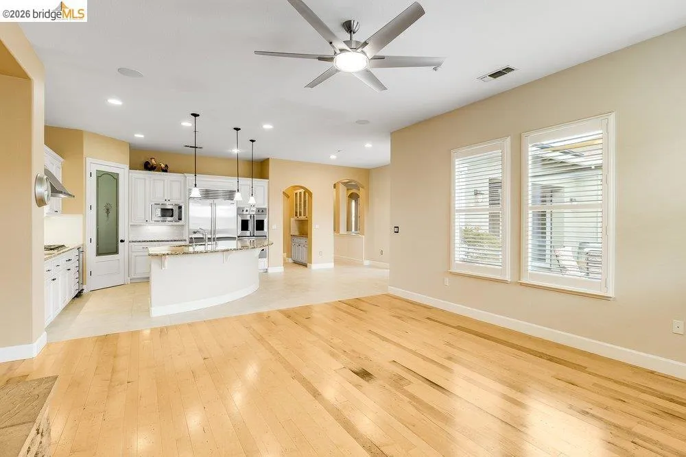 1700 Ashbourne Pl Brentwood, CA 94513