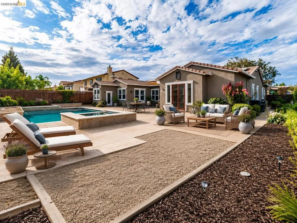 1700 Ashbourne Pl Brentwood, CA 94513