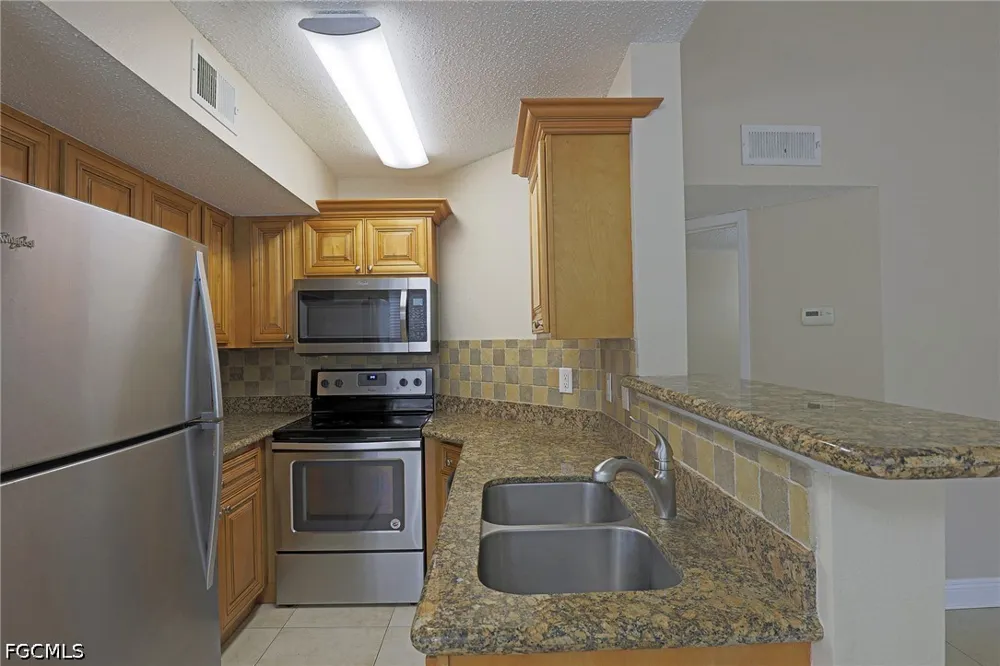 Equestrian Circle #1104 Fort Myers, FL 33907