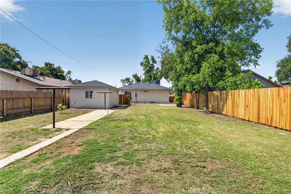 1127 W 19th Merced, CA 95340