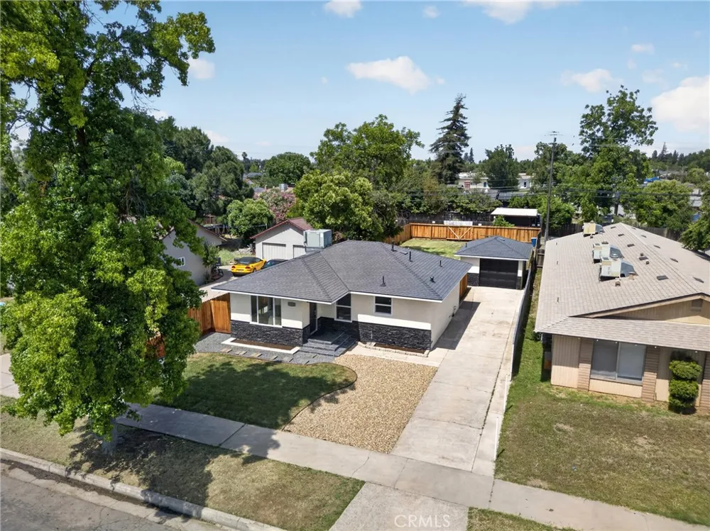 1127 W 19th Merced, CA 95340