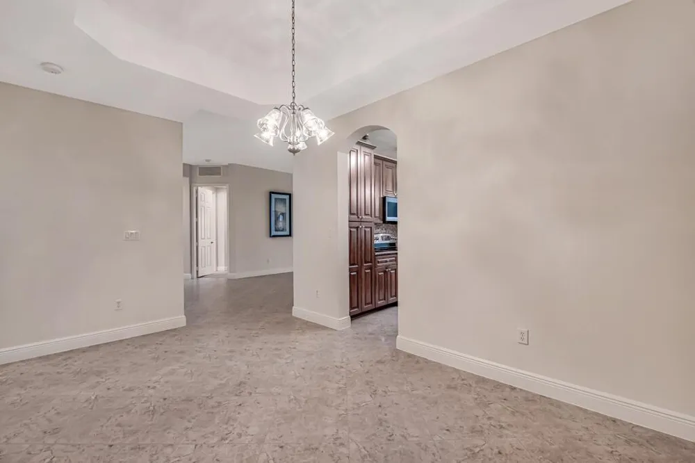 9777 BOWLINE DRIVE #102 West Palm Beach, FL 33411