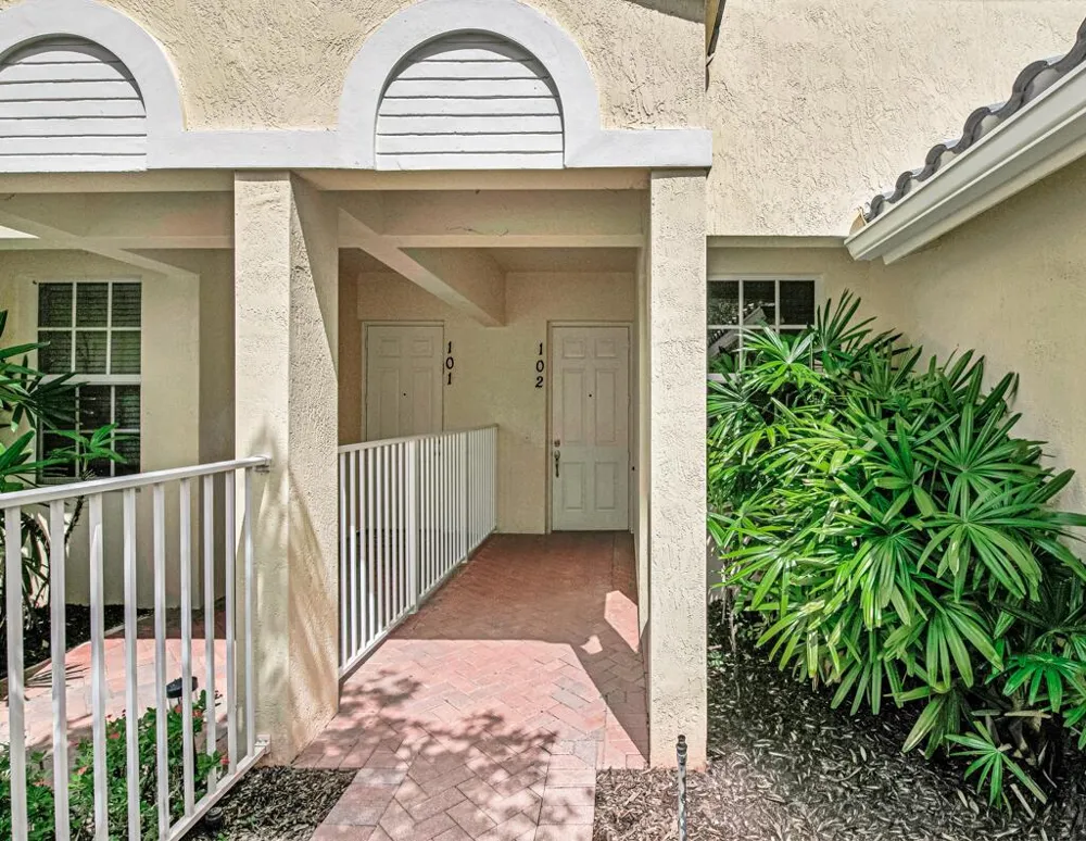 9777 BOWLINE DRIVE #102 West Palm Beach, FL 33411