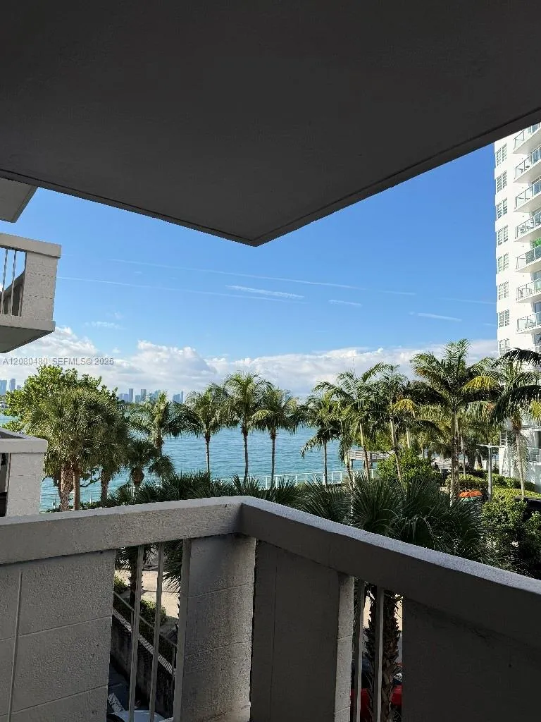 800 West Ave #342 Miami Beach, FL 33139