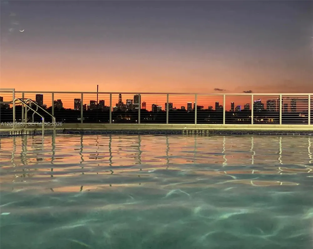 800 West Ave #342 Miami Beach, FL 33139