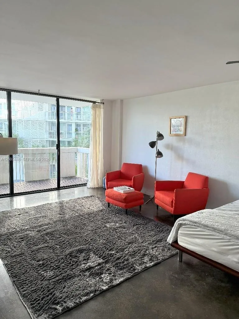 800 West Ave #342 Miami Beach, FL 33139