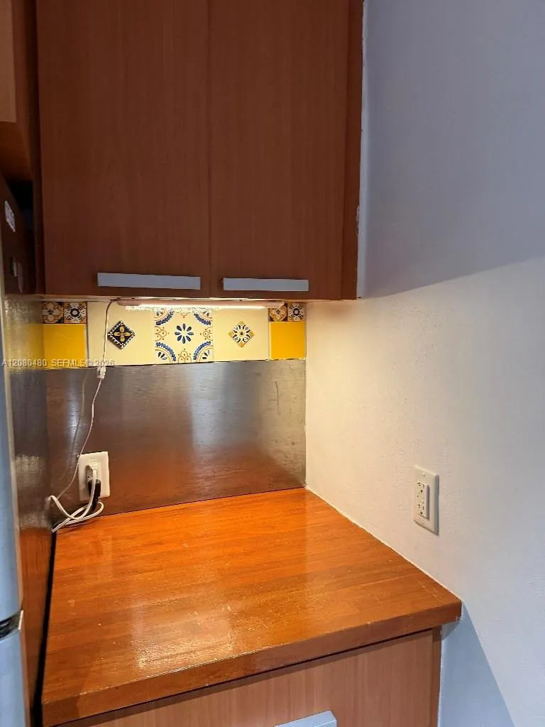 800 West Ave #342 Miami Beach, FL 33139