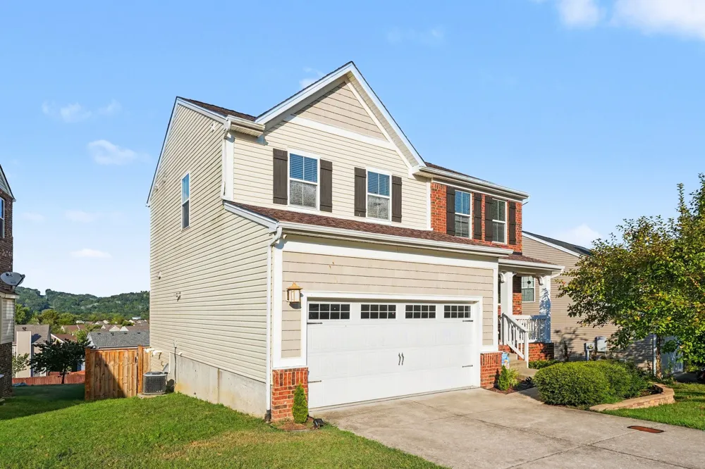 613 Wolfeboro Ln Nashville, TN 37221
