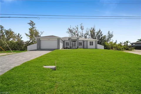 1107 NW 40th Place