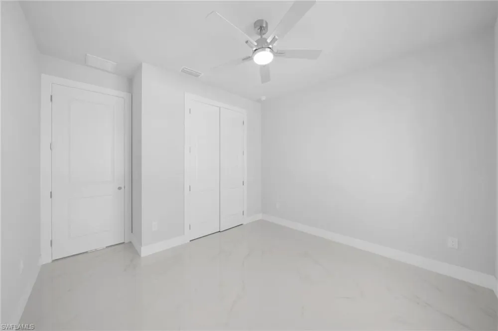 1107 NW 40th Place Cape Coral, FL 33993