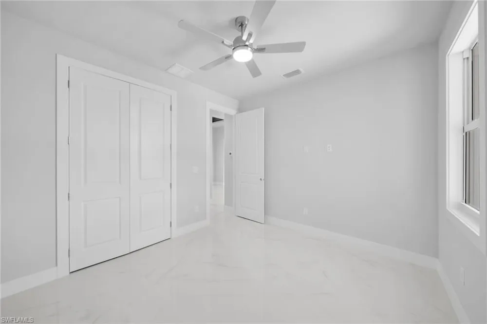 1107 NW 40th Place Cape Coral, FL 33993
