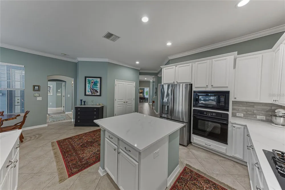 5252 BRIGHTON SHORE DRIVE Apollo Beach, FL 33572