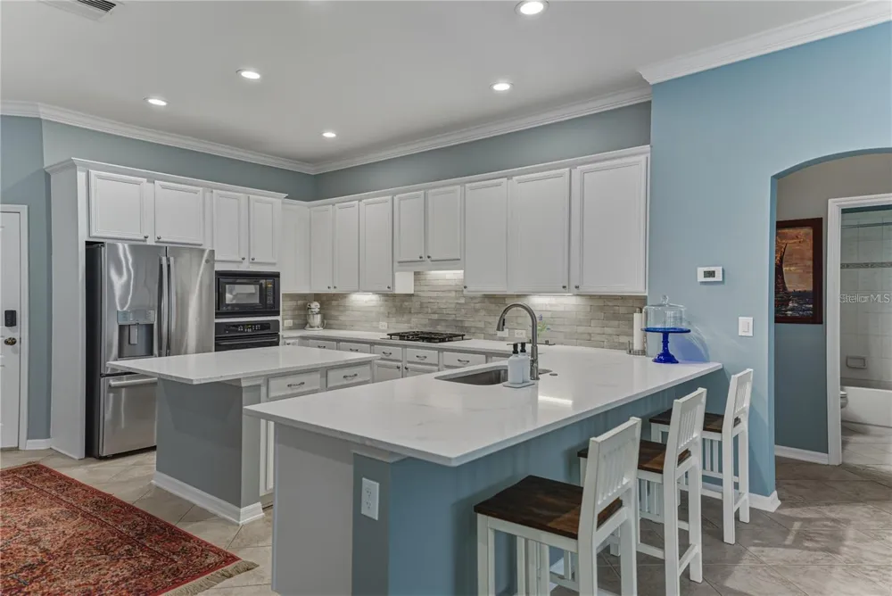 5252 BRIGHTON SHORE DRIVE Apollo Beach, FL 33572