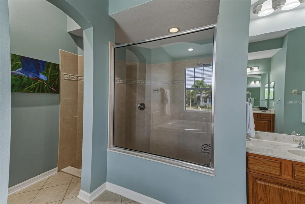5252 BRIGHTON SHORE DRIVE Apollo Beach, FL 33572