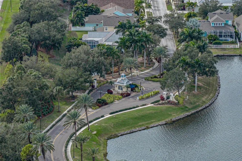 5252 BRIGHTON SHORE DRIVE Apollo Beach, FL 33572