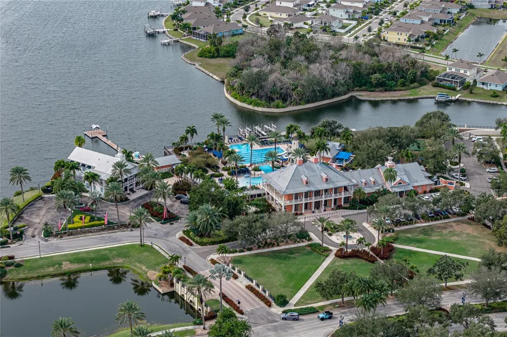 5252 BRIGHTON SHORE DRIVE Apollo Beach, FL 33572