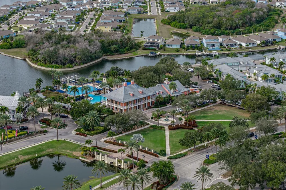 5252 BRIGHTON SHORE DRIVE Apollo Beach, FL 33572