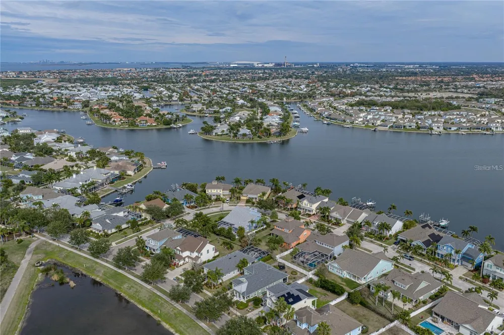 5252 BRIGHTON SHORE DRIVE Apollo Beach, FL 33572