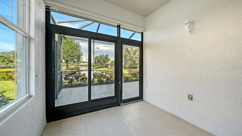 8306 TARTAN FIELDS CIRCLE Bradenton, FL 34202