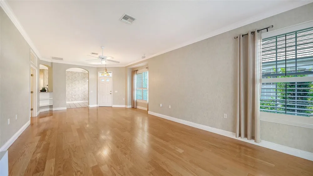 8306 TARTAN FIELDS CIRCLE Bradenton, FL 34202