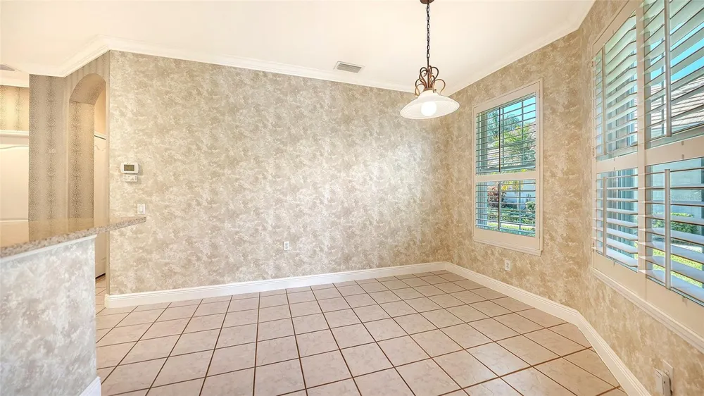 8306 TARTAN FIELDS CIRCLE Bradenton, FL 34202