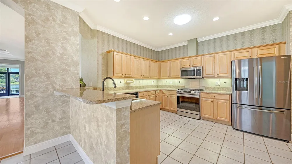 8306 TARTAN FIELDS CIRCLE Bradenton, FL 34202