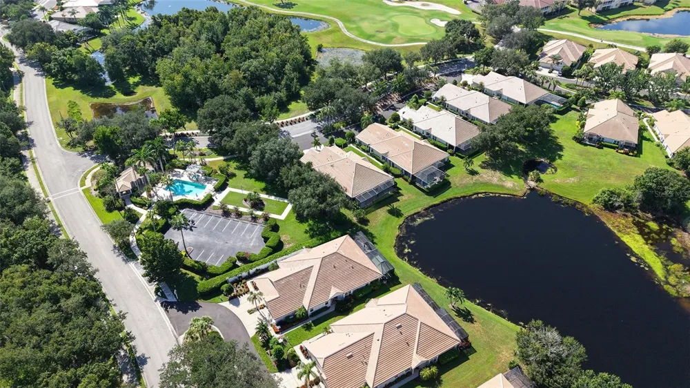 8306 TARTAN FIELDS CIRCLE Bradenton, FL 34202
