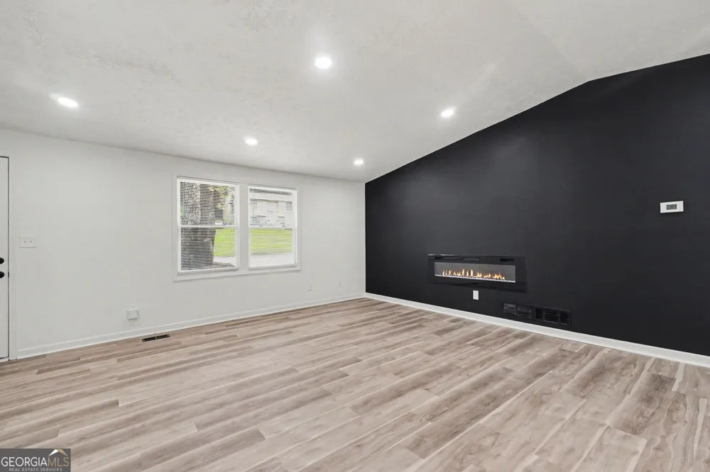 6855 Kimberly Mill RD Atlanta, GA 30349