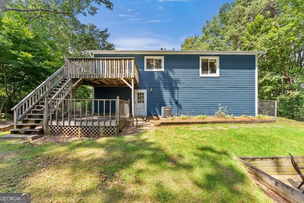 1725 Gordon RD Cumming, GA 30040