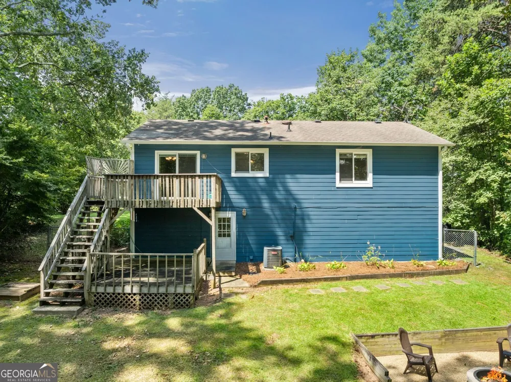 1725 Gordon RD Cumming, GA 30040