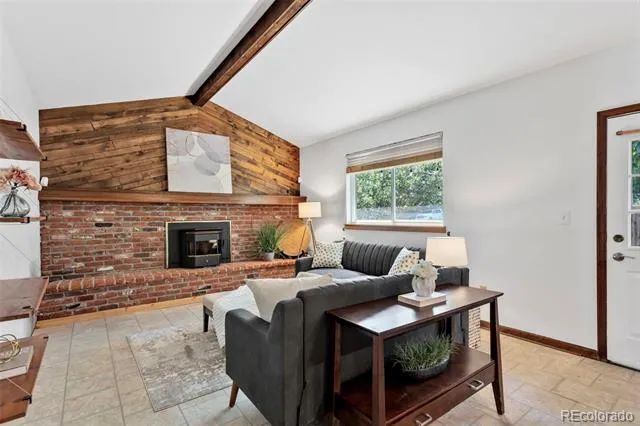 3894 E Long Place Centennial, CO 80122