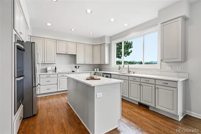 4061 Spy Glass Lane Longmont, CO 80503