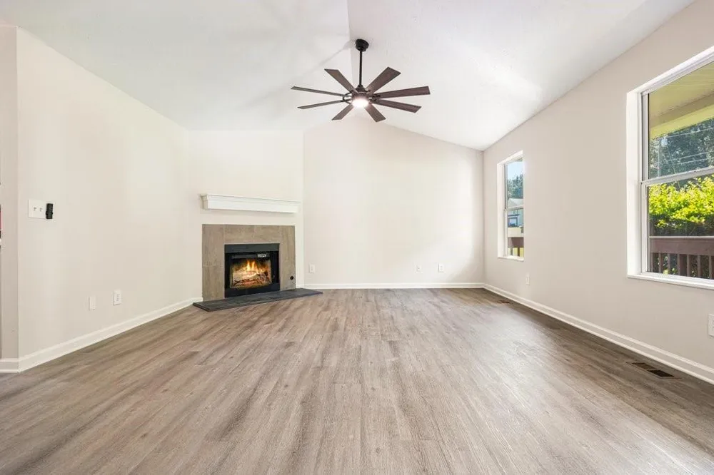 4848 Odessa W Inlt Acworth, GA 30101