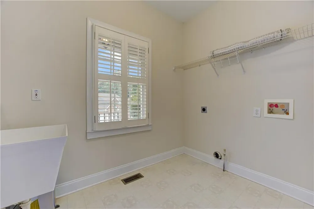 1610 Hampton Oaks Bend Marietta, GA 30066
