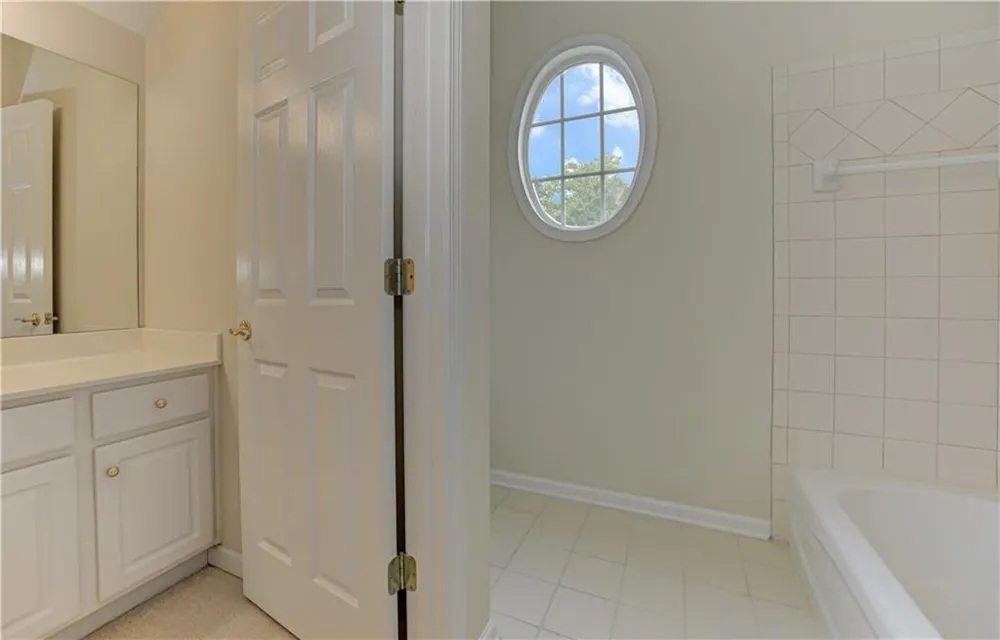1610 Hampton Oaks Bend Marietta, GA 30066