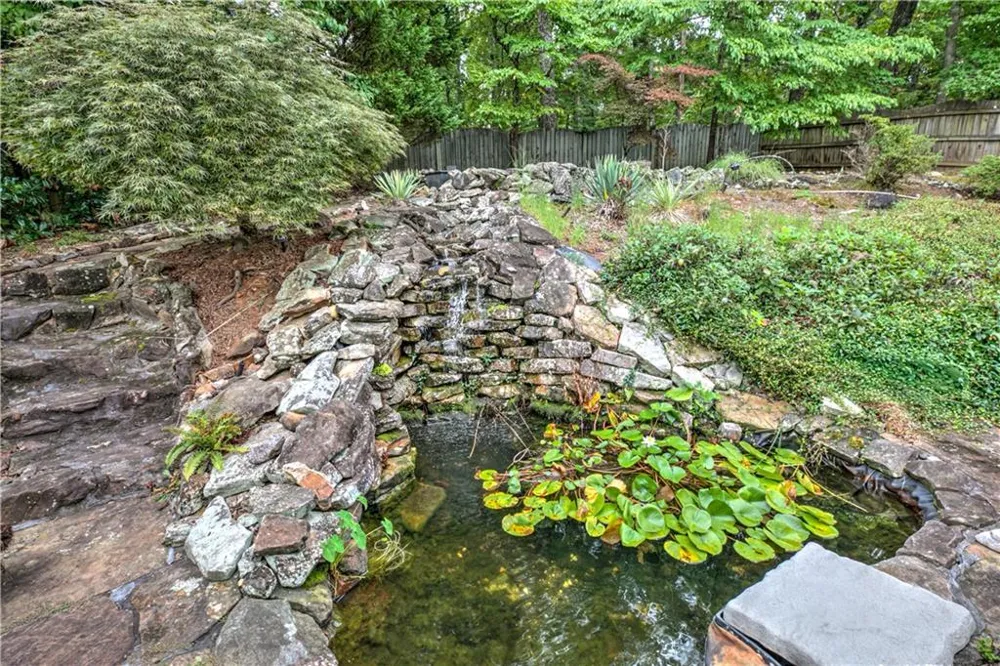 1610 Hampton Oaks Bend Marietta, GA 30066