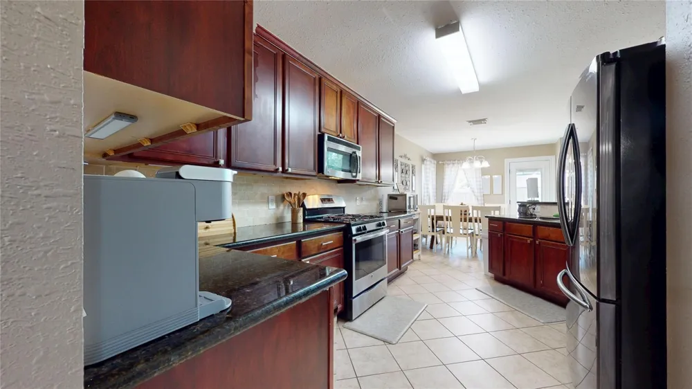 12706 Ravens Chase Lane Cypress, TX 77429