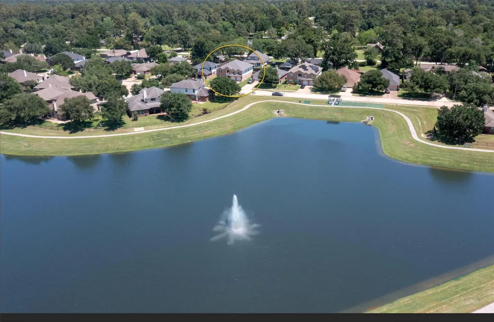 12706 Ravens Chase Lane Cypress, TX 77429