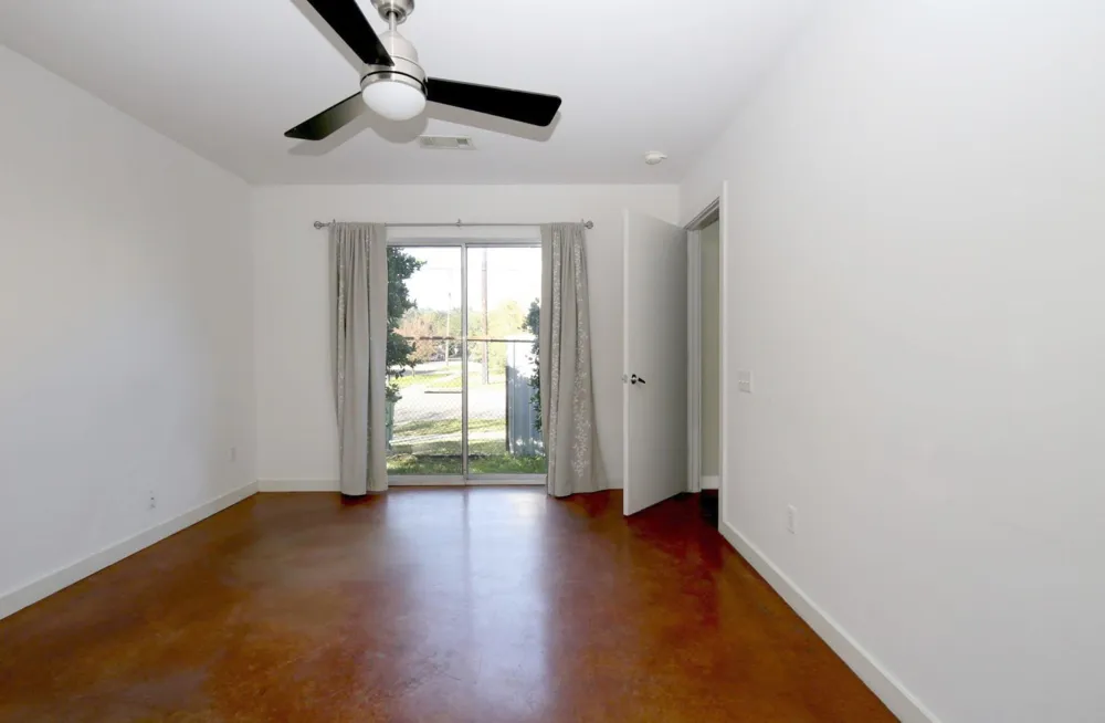 2819 Crawford Houston, TX 77004