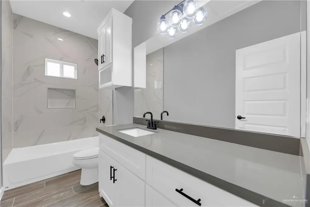 3308 Whetstone Avenue #3 McAllen, TX 78504