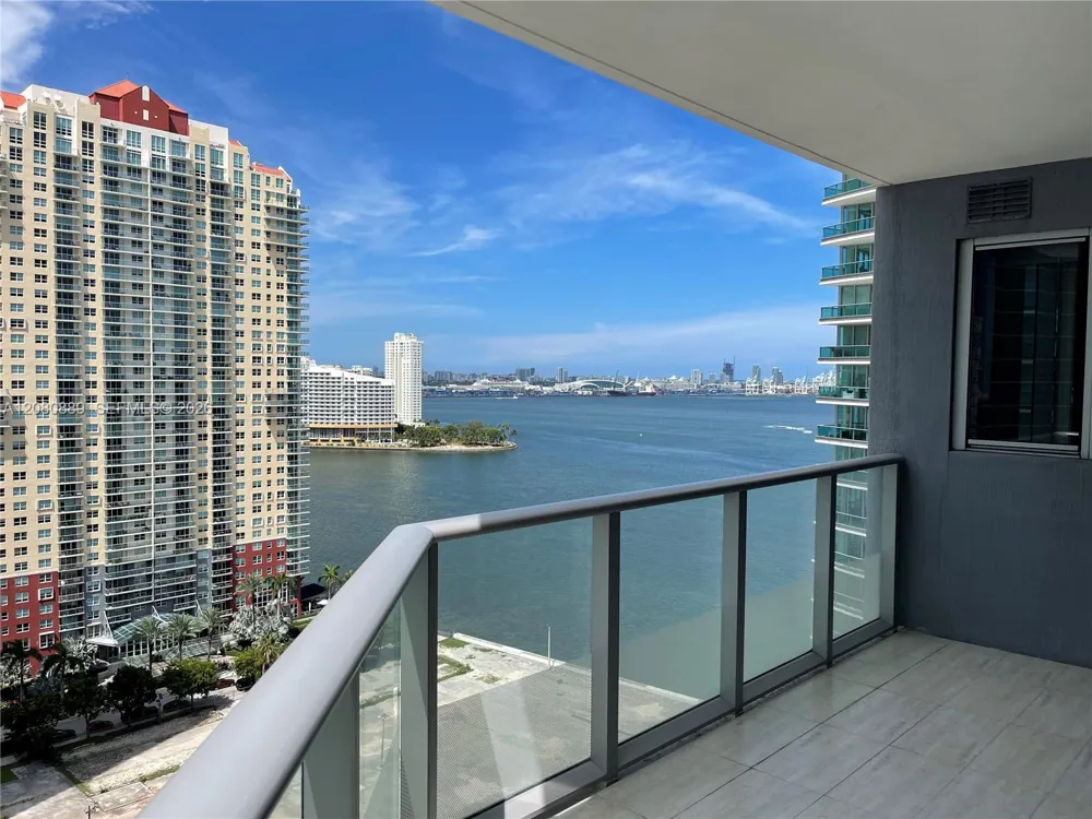1300 Brickell Bay Dr #2010 Miami, FL 33131