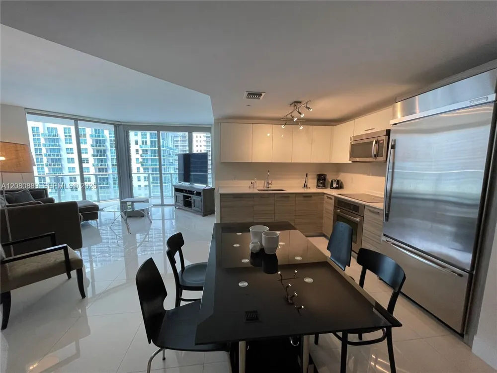 1300 Brickell Bay Dr #2010 Miami, FL 33131