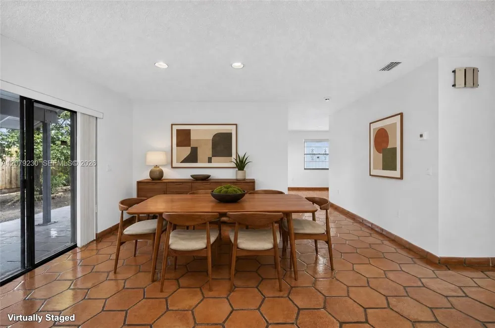 6328 SW 127th Pl Miami, FL 33183