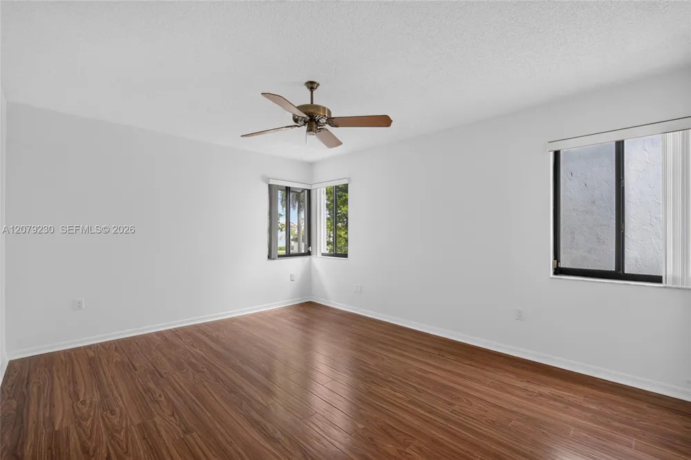 6328 SW 127th Pl Miami, FL 33183