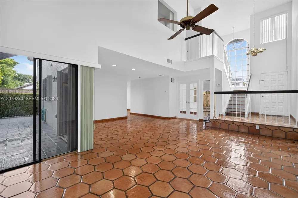 6328 SW 127th Pl Miami, FL 33183