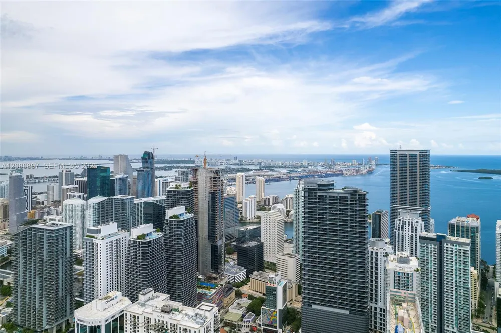1000 Brickell Plz #PH5307 Miami, FL 33131