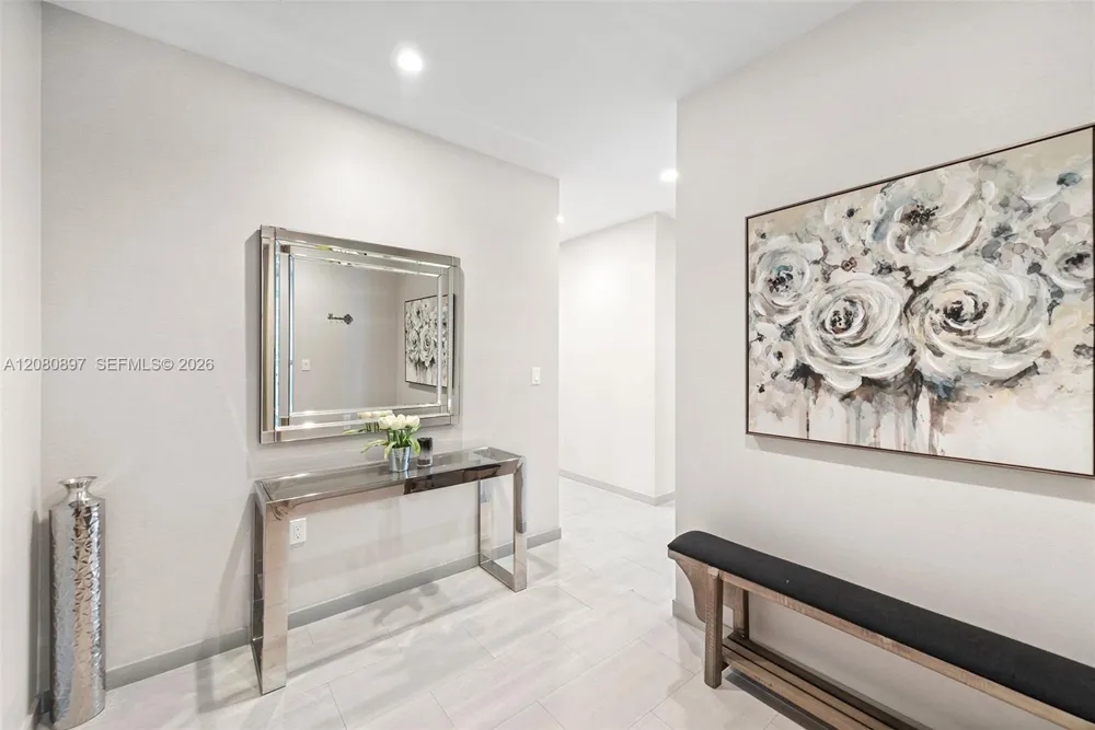 1000 Brickell Plz #PH5307 Miami, FL 33131